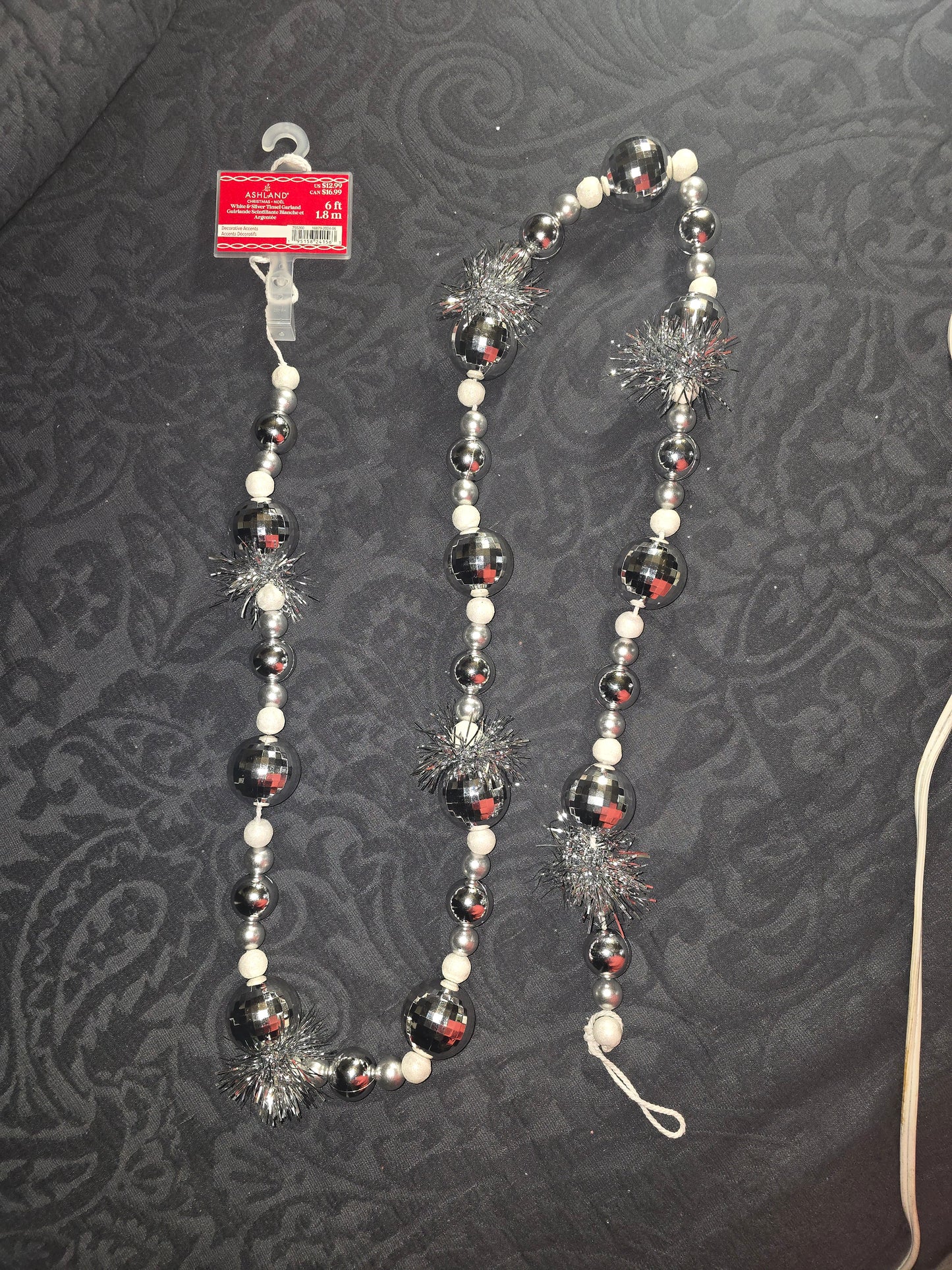 Ashland White & Silver Tinsel Garland