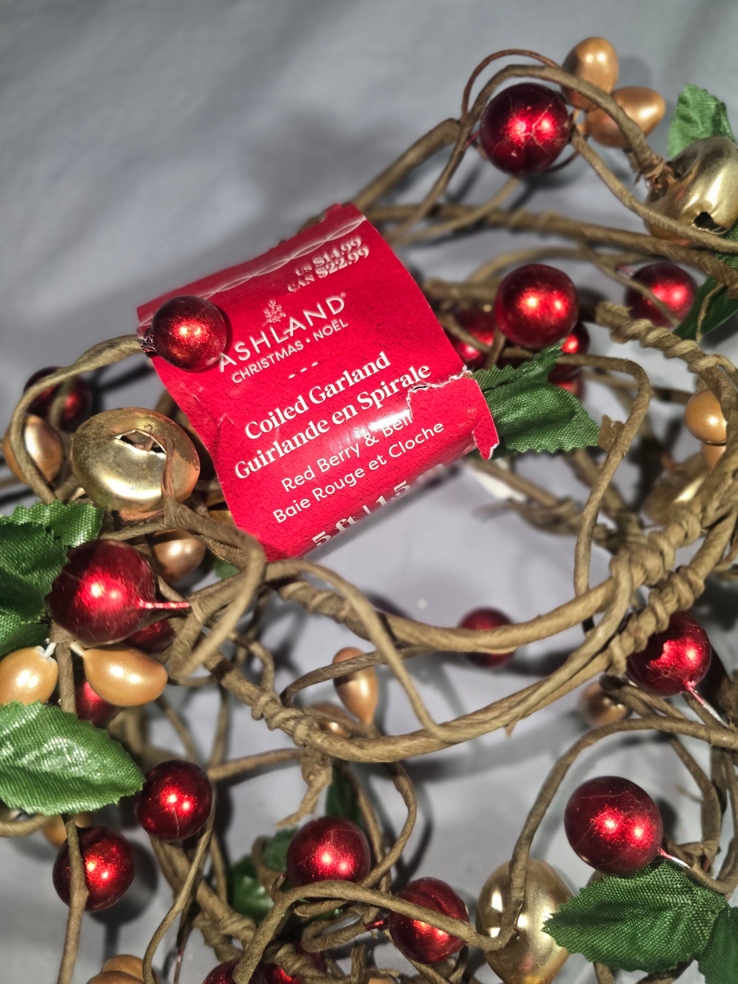 Ashland Red Berry and Bell Garland and Pic