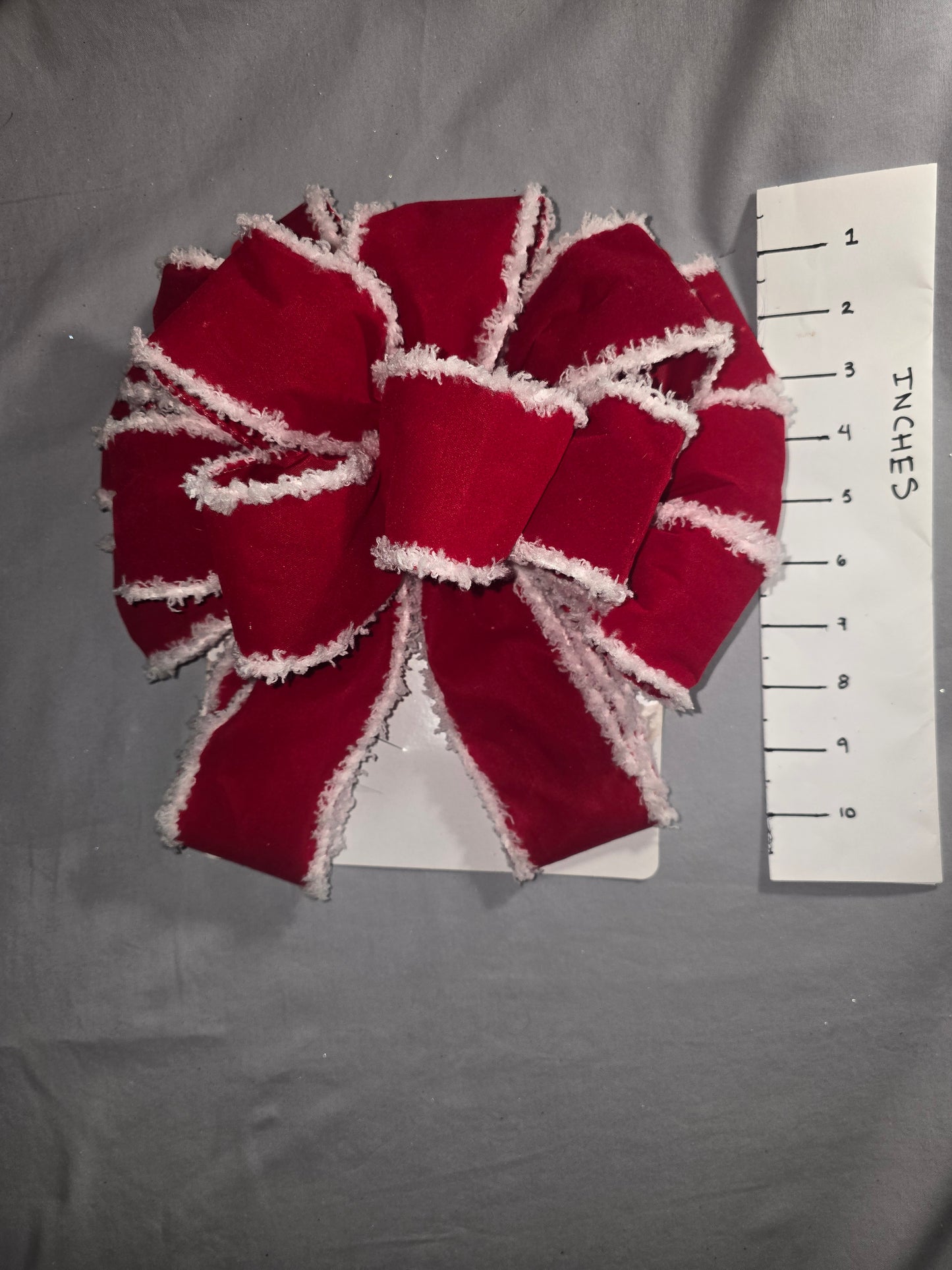 Ashland Pre-made Bow