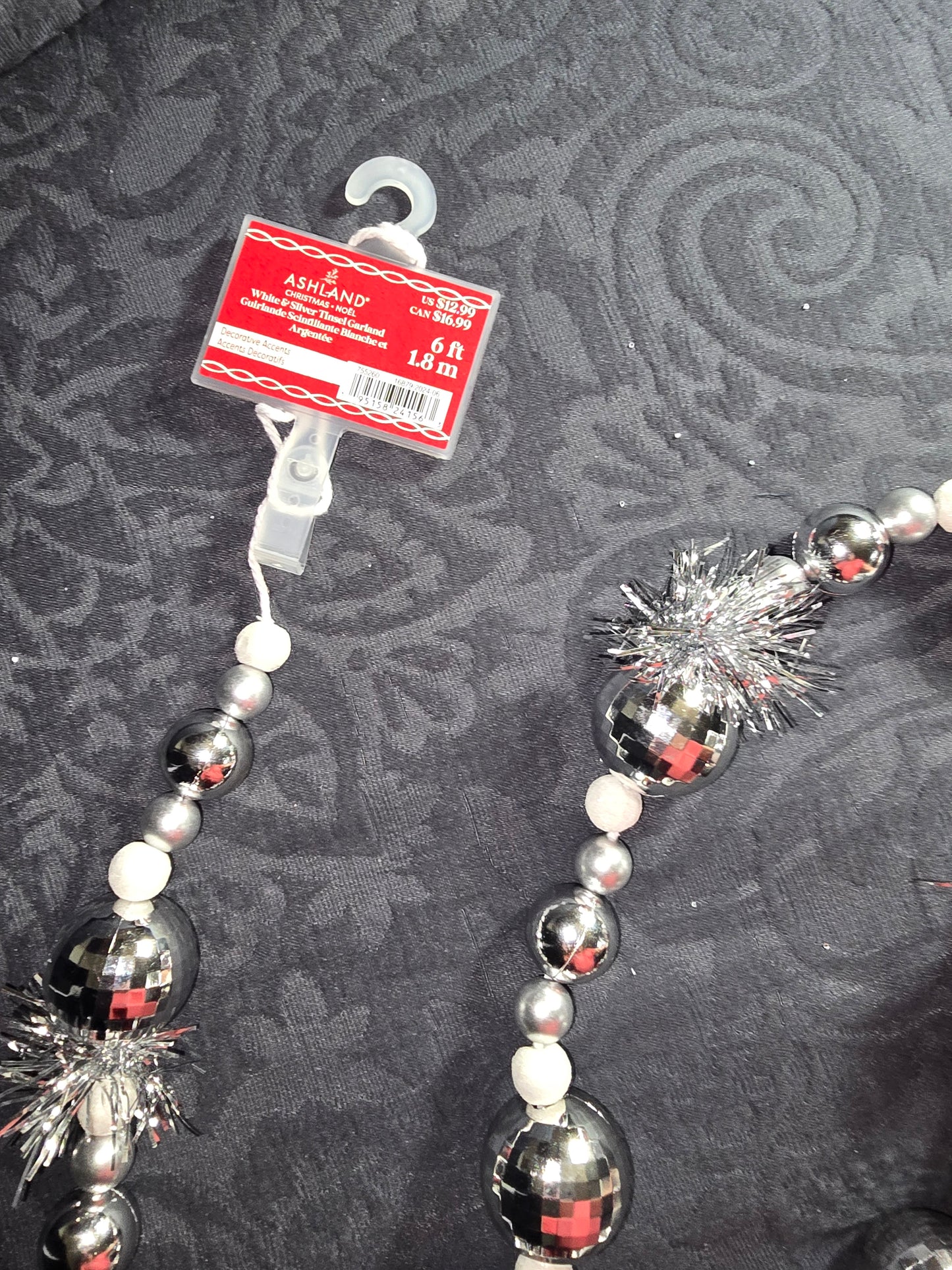 Ashland White & Silver Tinsel Garland